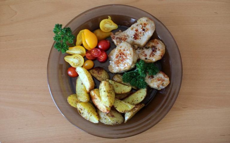 Polędwiczki wieprzowe w sosie musztardowo-miodowym