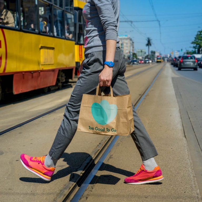 Aplikacja do walki z marnowaniem jedzenia – Too Good To Go