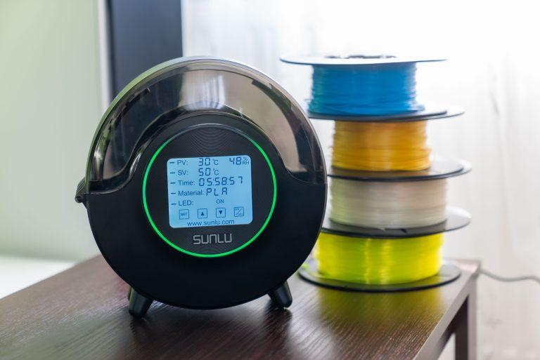 Suszarka do filamentów Sunlu FilaDryer S2 (opinie, recenzja)