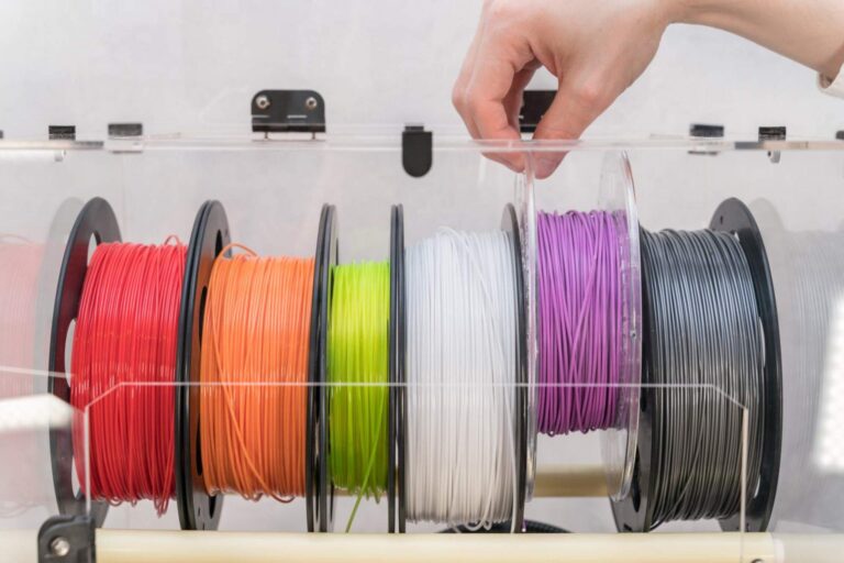 PLA w druku 3d - właściwości, zastosowanie, plusy i minusy