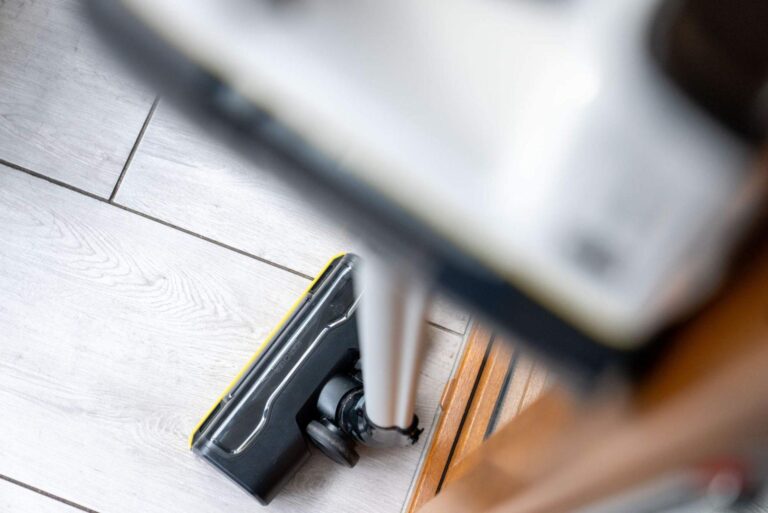 Jak wybrać najlepszy odkurzacz bezprzewodowy: Porady i rekomendacje